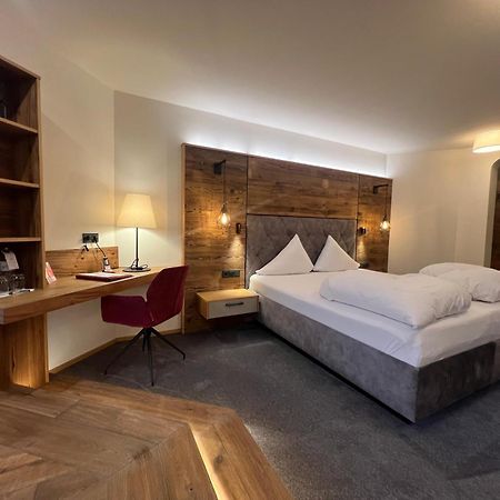 Wellnesshotel ...Liebes Rot-Flueh Haldensee Exterior foto